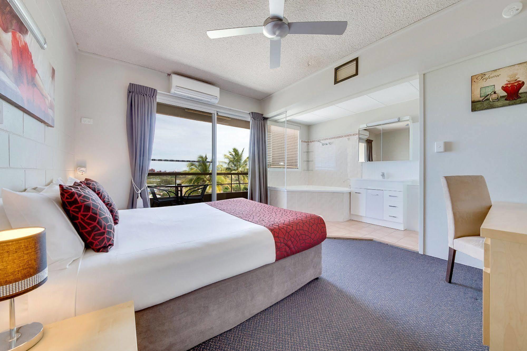 Camelot Motel Gladstone Exteriér fotografie