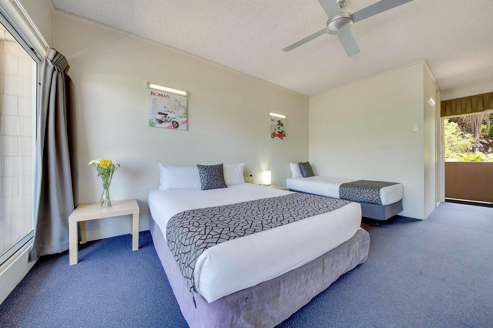 Camelot Motel Gladstone Exteriér fotografie